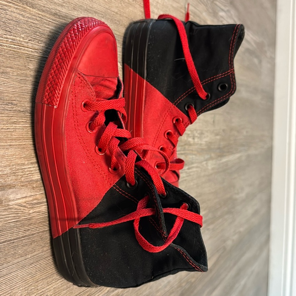 Converse high tops red black